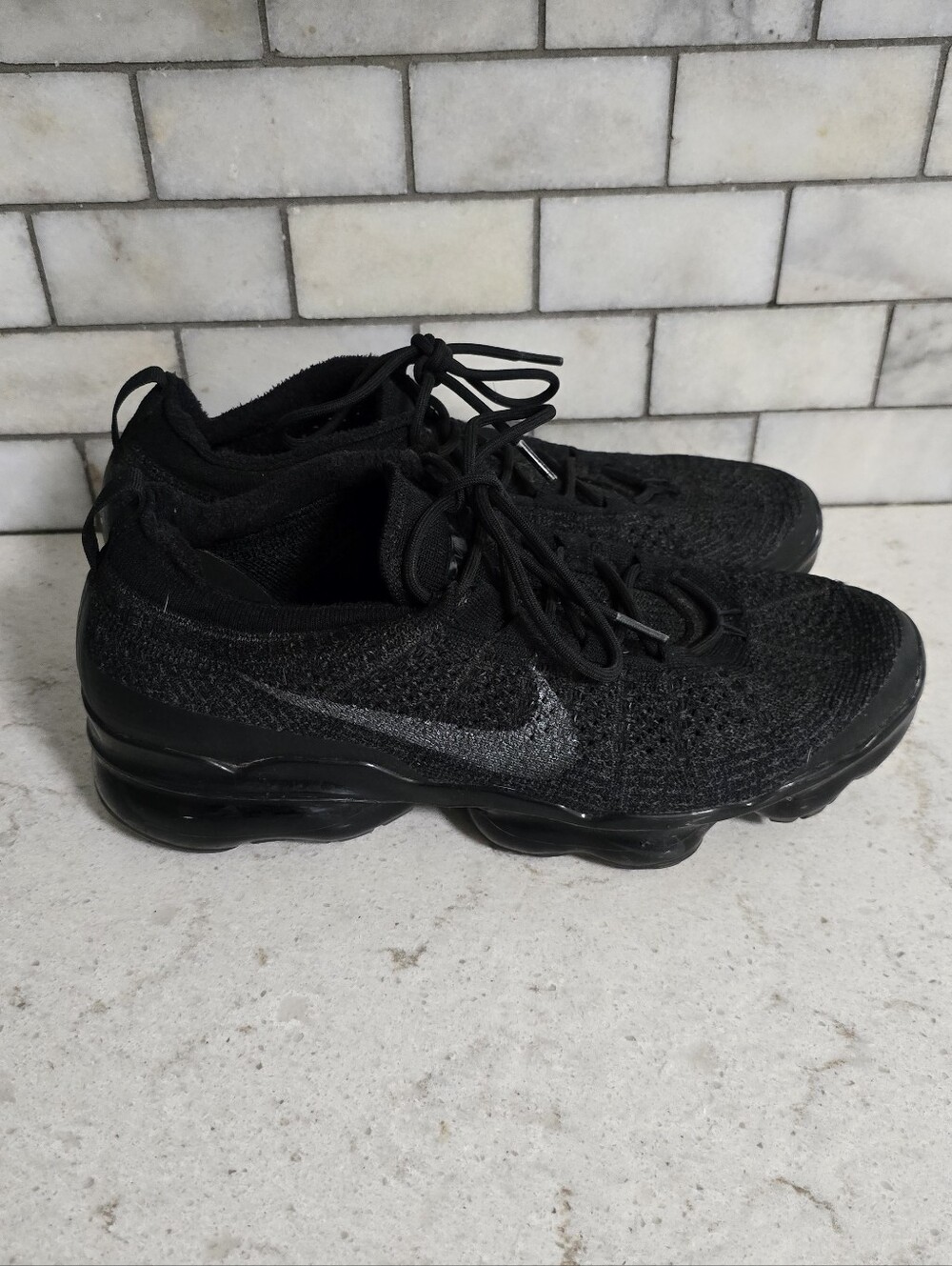 Nike Air Vapor Max 2023 FlyKnit Shoes 'Triple Black' Size 10.5 - Picture 3 of 6